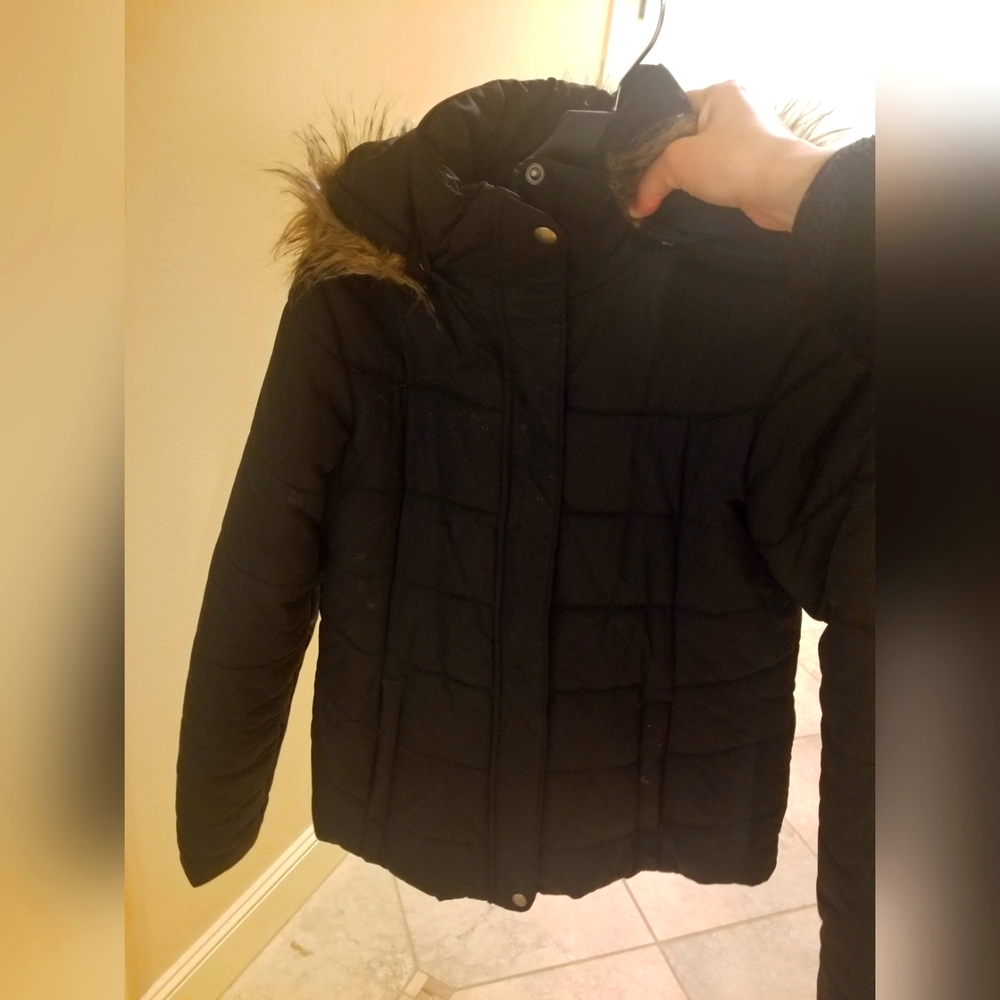 Womens Columbia puffer with fur hood